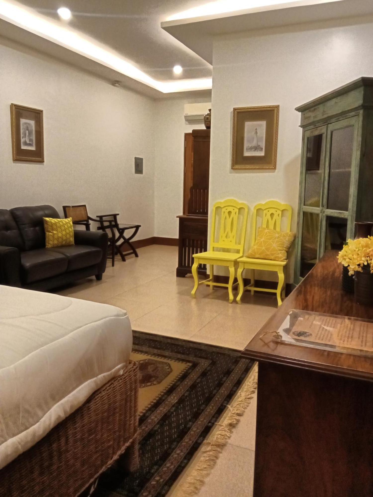 Residencia Orlina Dumaguete City Exterior foto