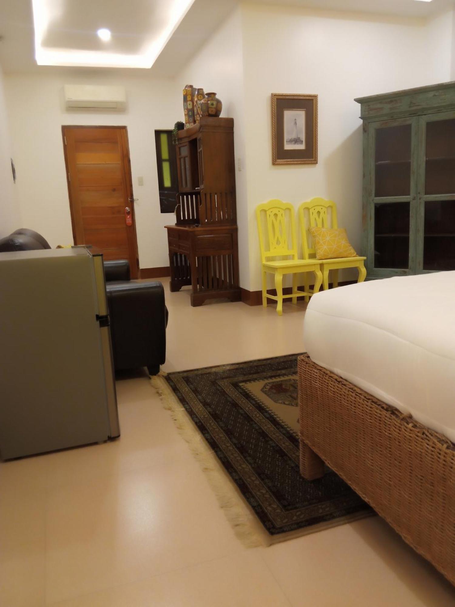 Residencia Orlina Dumaguete City Exterior foto