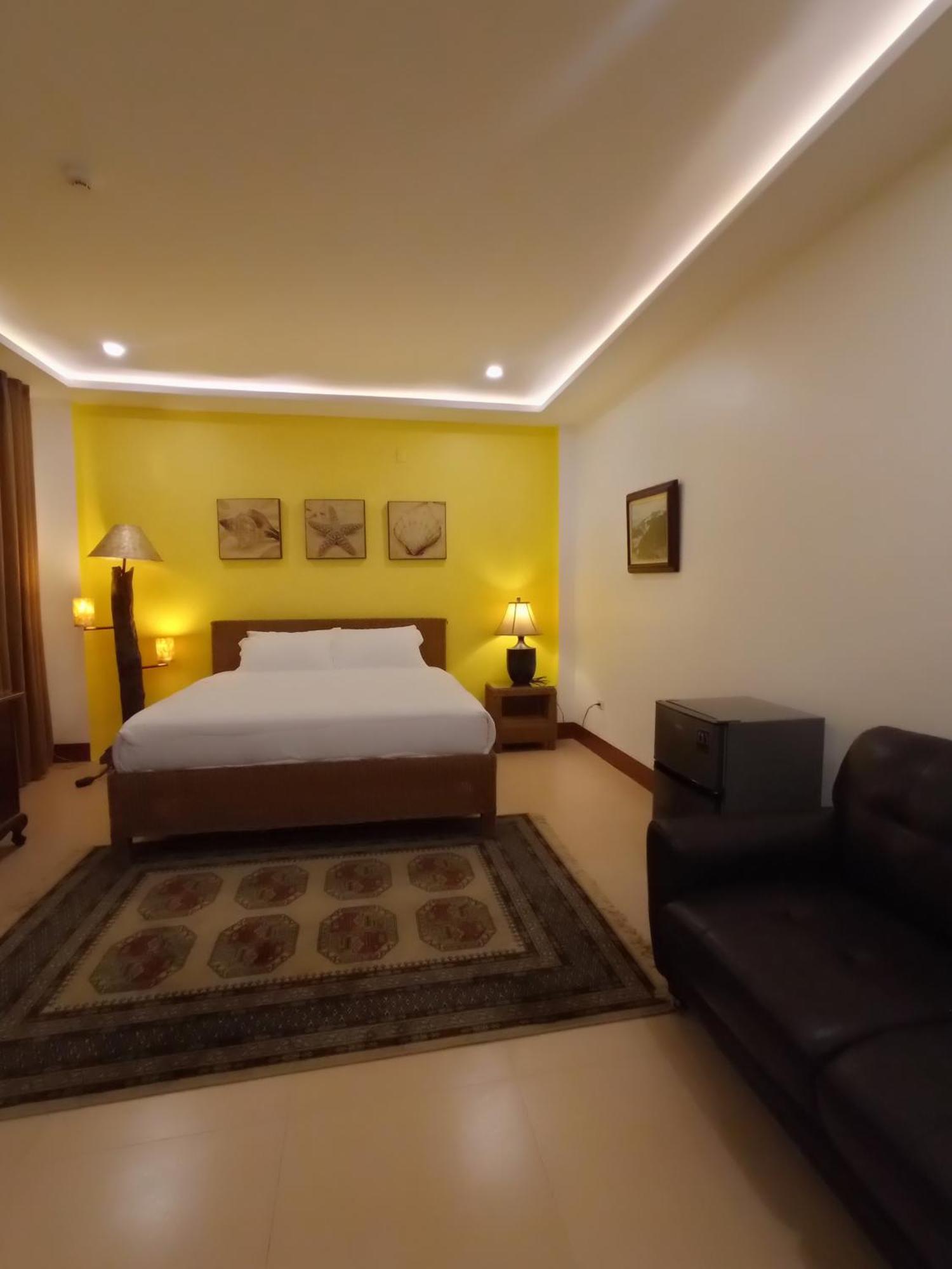 Residencia Orlina Dumaguete City Exterior foto